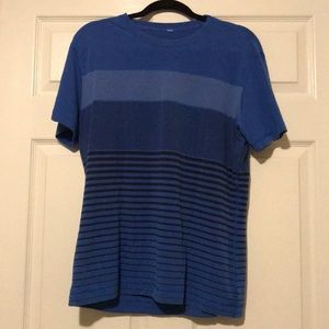 Men’s LuLuLemon T-shirt